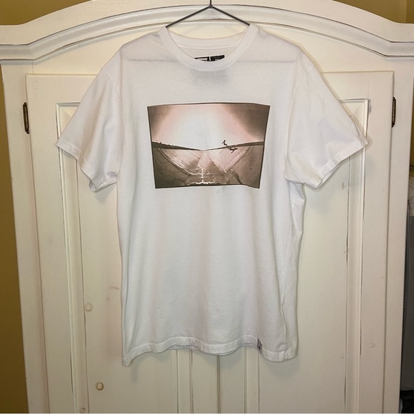 *SOLD* Vans Off The Wall Skateboarding Tee - Picture 2 of 8
